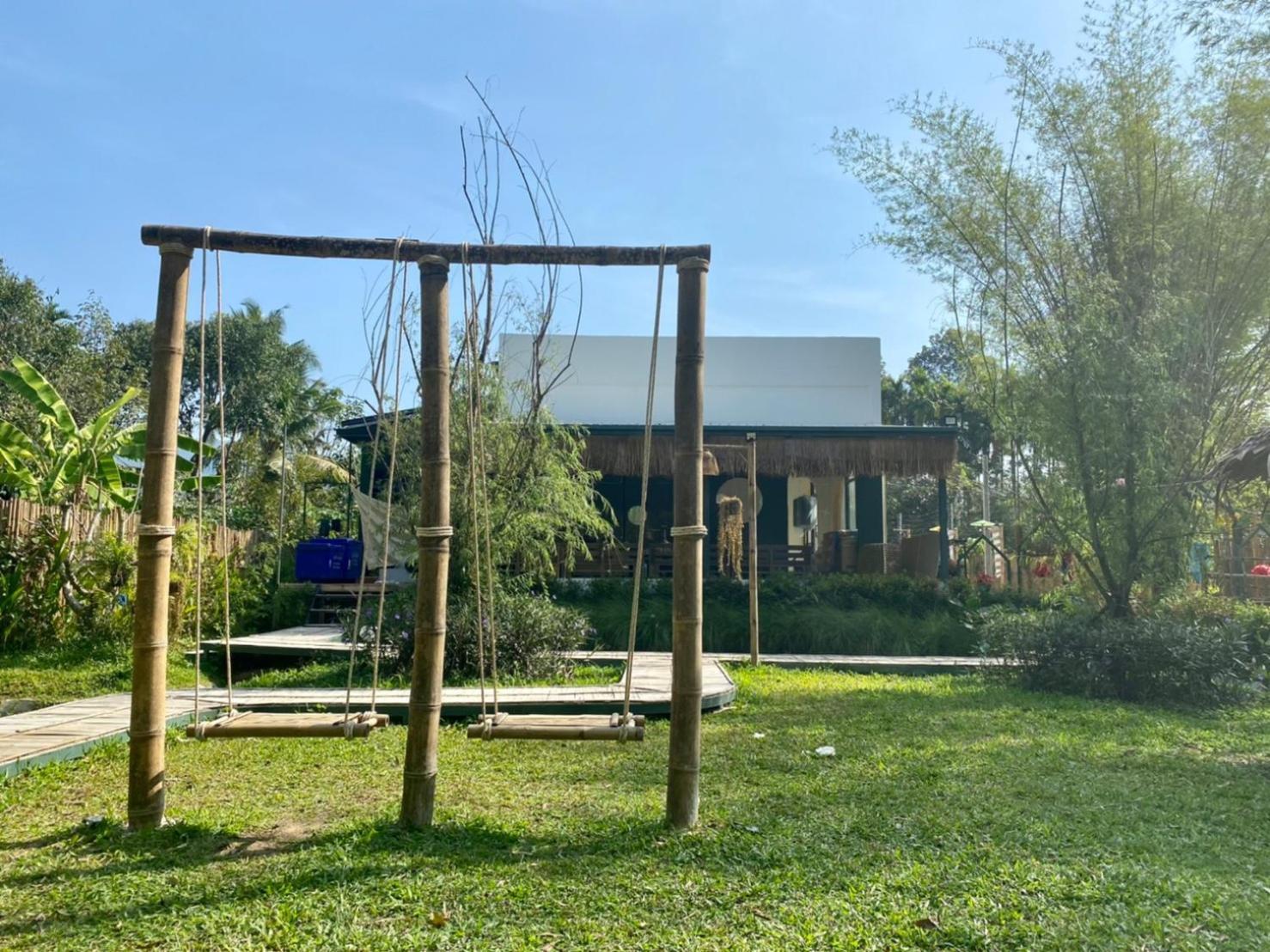 Baan Nai Baan Nok Resort Nakhonnajok Kültér fotó