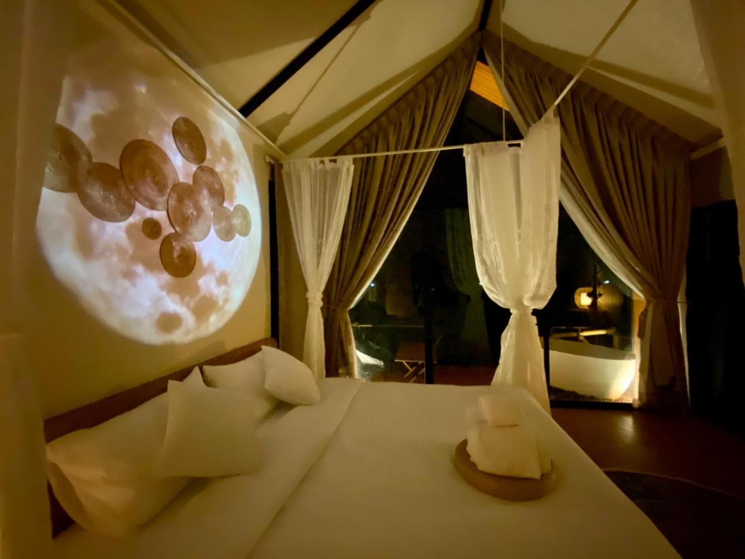 Baan Nai Baan Nok Resort Nakhonnajok Kültér fotó