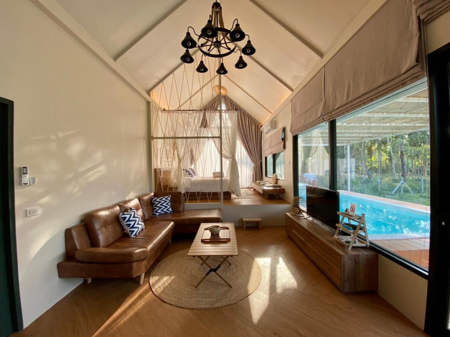 Baan Nai Baan Nok Resort Nakhonnajok Kültér fotó