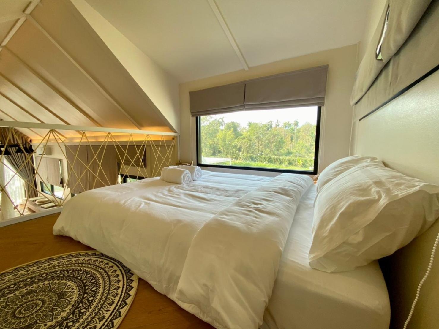 Baan Nai Baan Nok Resort Nakhonnajok Kültér fotó