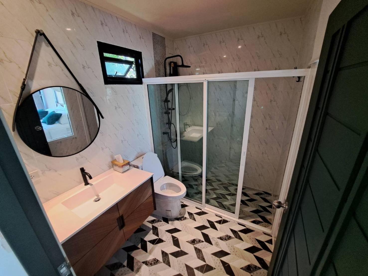 Baan Nai Baan Nok Resort Nakhonnajok Kültér fotó